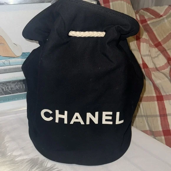 Chanel backpack Black used condition (gwp) - Picture 3 of 10